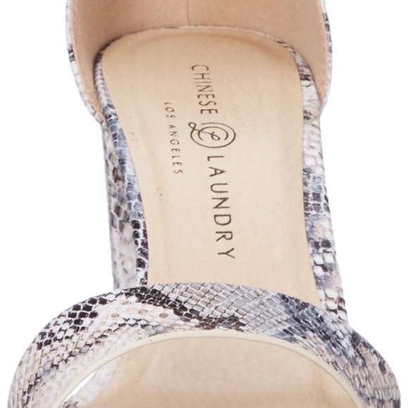 Like NEW Chinese Laundry Snake Skin Pattern block heels S 6.5/37 - Picture 10 of 13